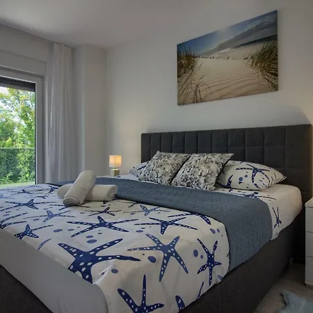 Modern Ema With Private Pool Near Pula And The Villa *