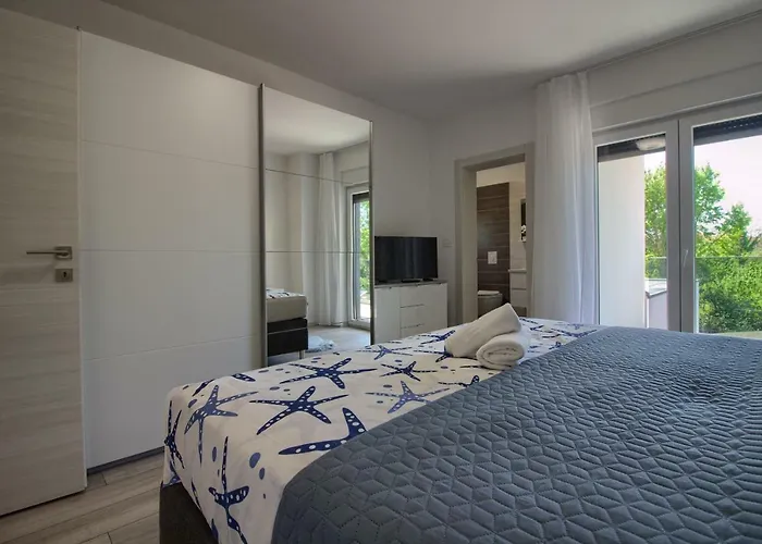 Modern Ema Near Pula And By Wiibuk Villa